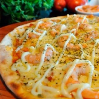 Pizza M camarão cheese